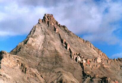 Shegar Dzong